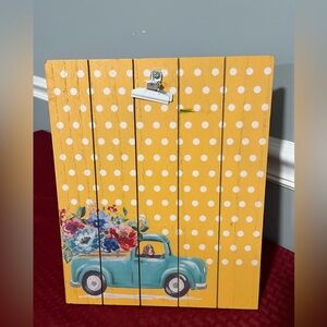 🌺 See Description 🌺 Used Pioneer Woman Clipboard Decor “Charlie Driving A Truck”